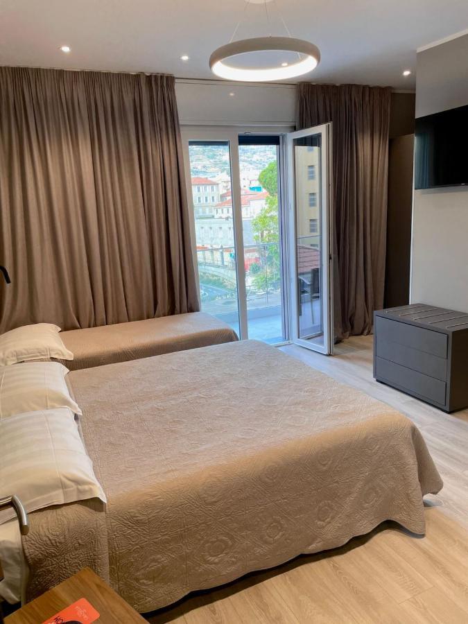 Hotel Graziella Arma di Taggia Kültér fotó
